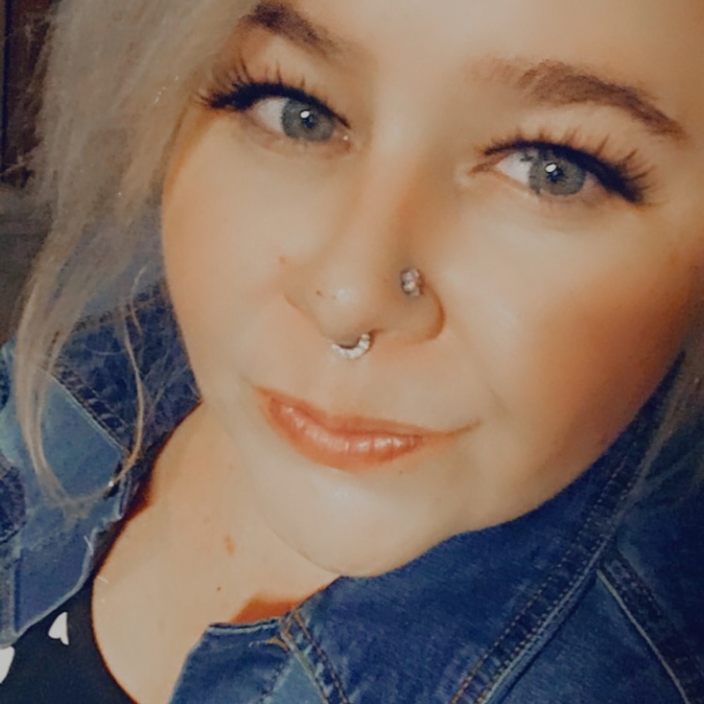 Meet your Posher, Sarah ann